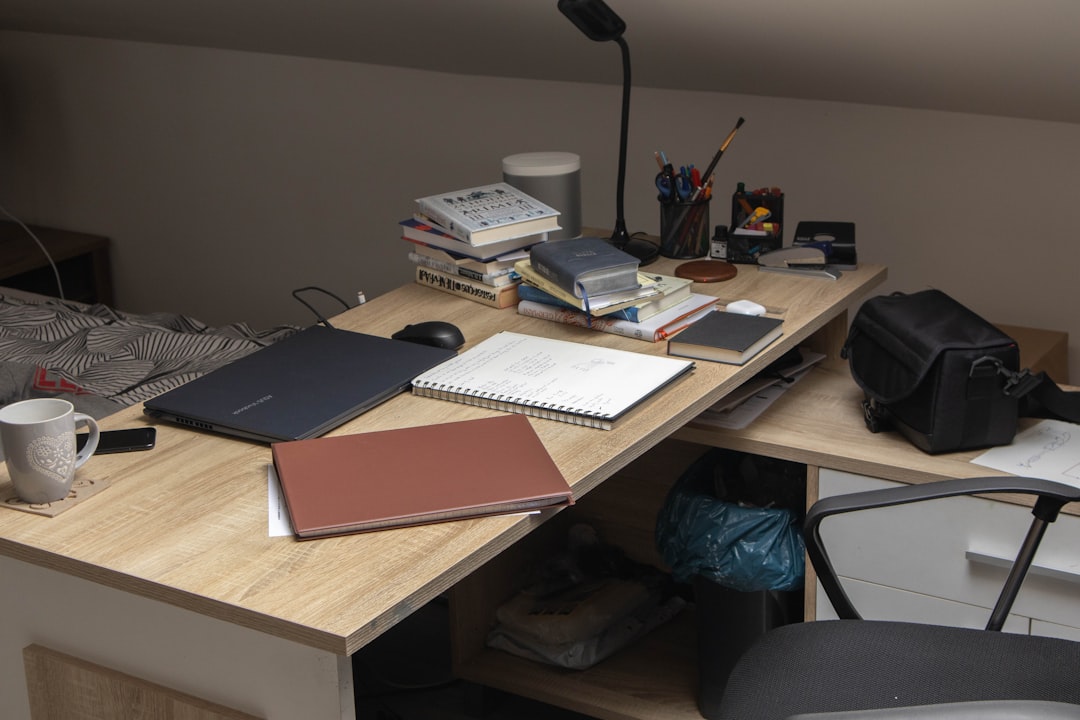 Liafi Studio Photo quiet workspace setup